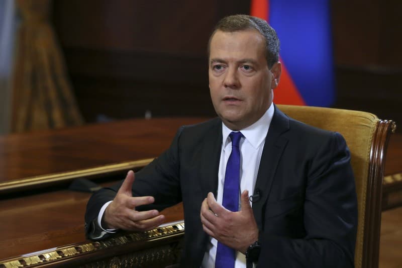 «Iqtisodiy urushning e'lon qilinishi». Medvedev AQSh sanksiyalariga izoh berdi