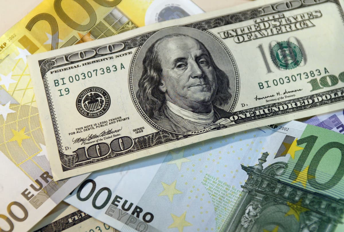O‘zbekiston valyuta birjasida dollar va yevro haftani o‘sish bilan yakunlamoqda