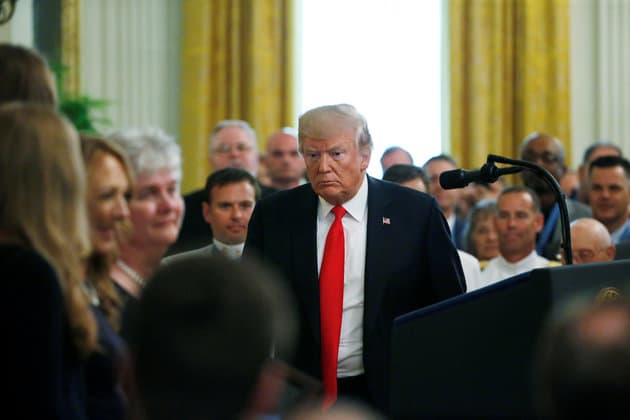 Трамп ўз импичменти қандай оқибатларга олиб келиши мумкинлигини айтди