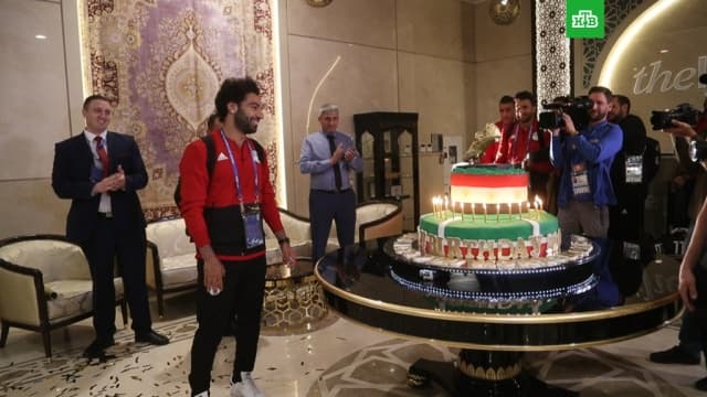 Chechenistonda Salohga 100 kilogramlik tort sovg‘a qilishdi