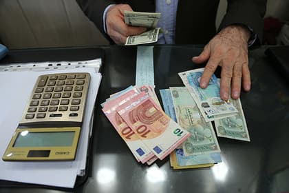 Eron prezidenti mamlakati iqtisodiy taranglikni boshdan kechirayotganini tan oldi