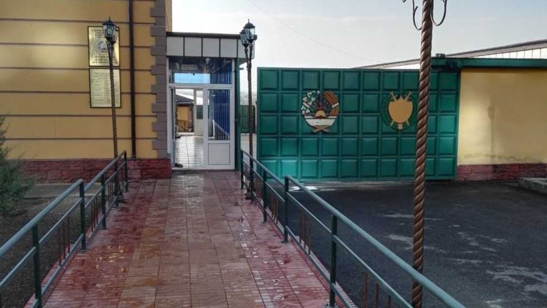 Tojikiston hukumati Xo‘janddagi mahbuslar koloniyasida sodir bo‘lgan tartibsizliklar bo‘yicha izoh berdi
