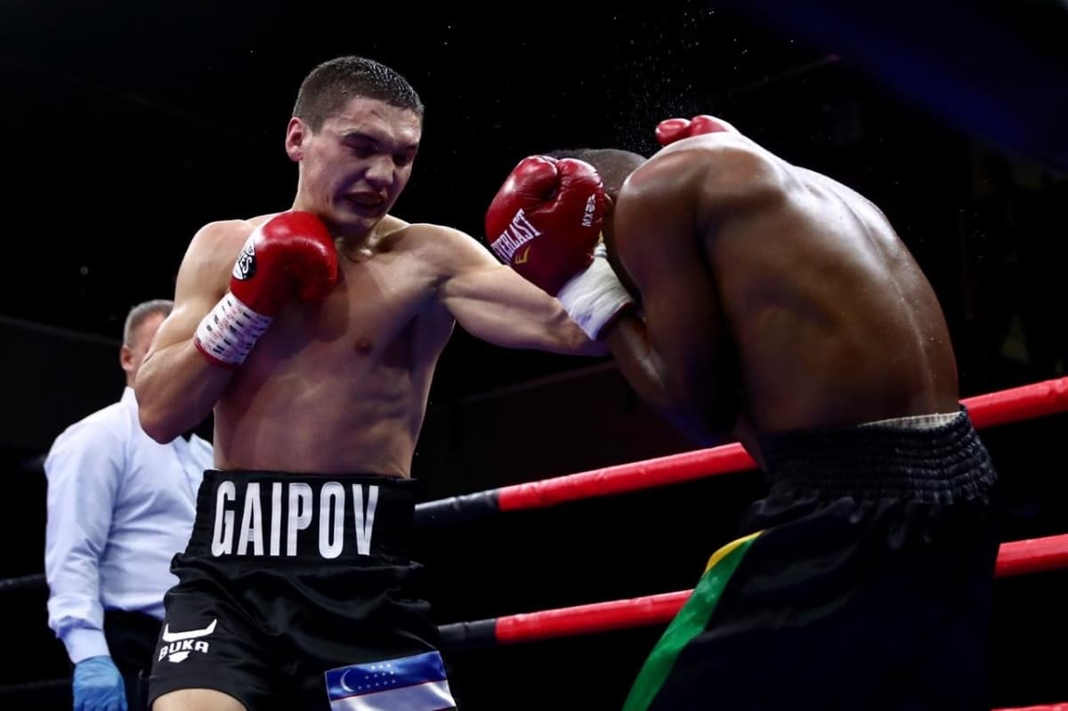 Mahmud G‘oipov professional boksdagi ilk raqibini nokautga uchratdi