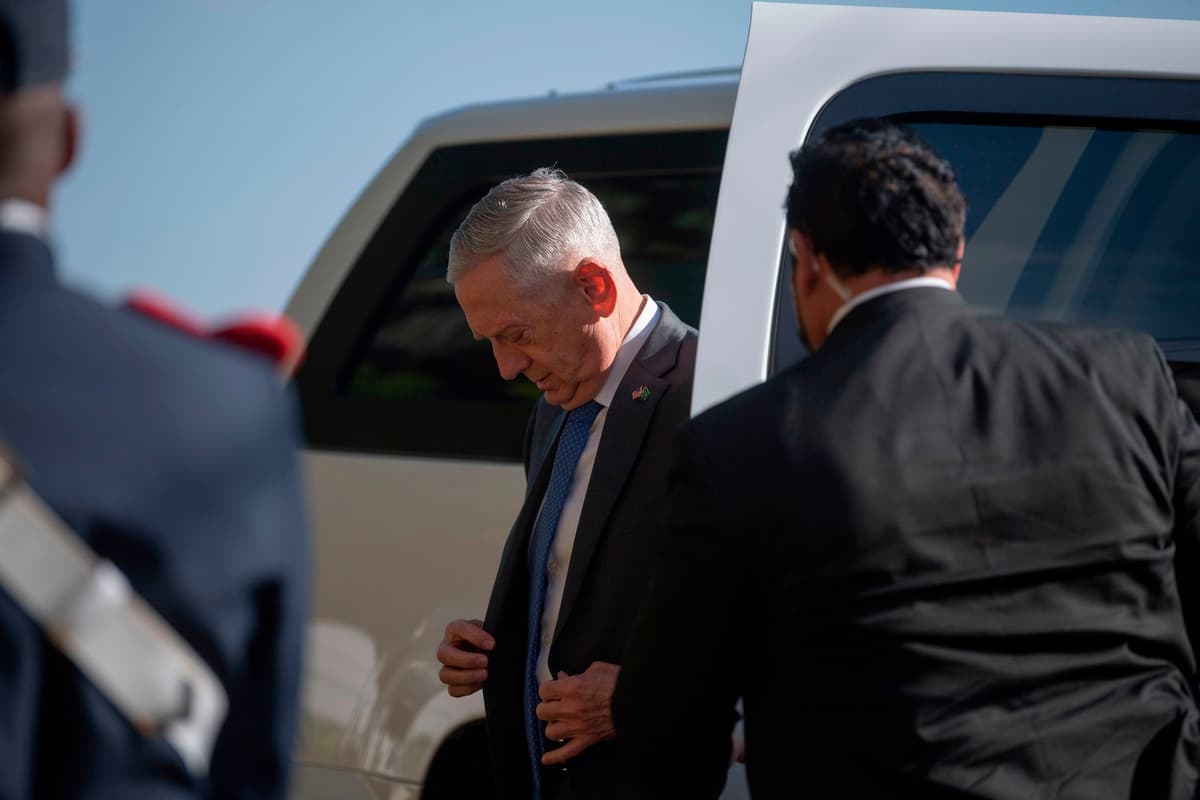 OAV Pentagon rahbari iste'foga chiqishga tayyorlanayotgani haqida xabar berdi