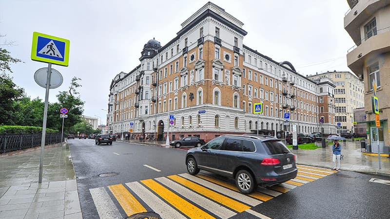 Moskvada haydovchilarning piyodalarga yo‘l bermaganlik holatlarini qayd etish uchun kameralar o‘rnatiladi