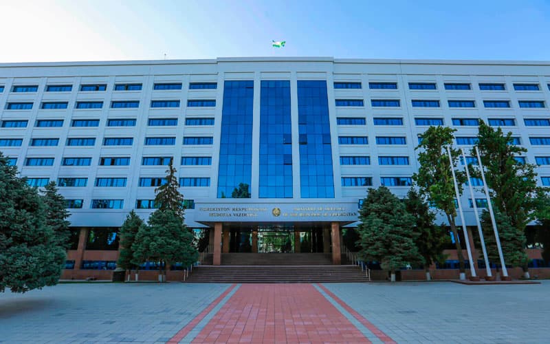 Oliy ta'lim vazirligining qator litsey va kollejlari Mudofaa vazirligi tasarrufiga beriladi