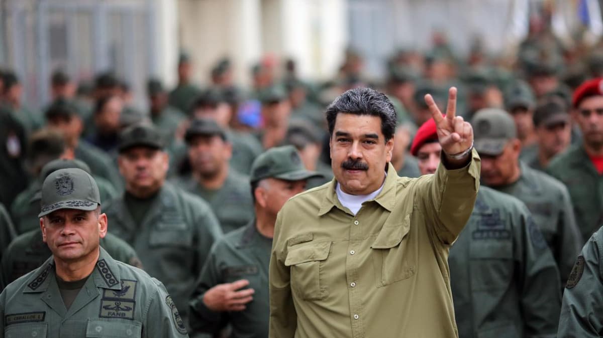 Maduro: AQSh harbiy kuch ishlatsa, bu unga Vetnam urushidan qimmatroqqa tushadi