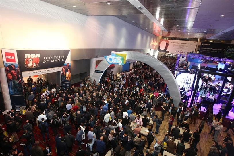 CES 2019 ko‘rgazmasi: Sun'iy idrokli kombayn, o‘ziyurar chamadon va boshqa kelajak gadjetlari