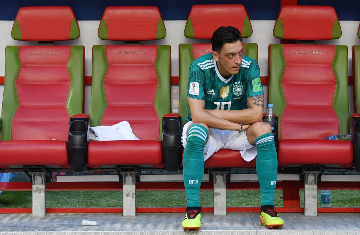 «Bas, yetar. Men buning uchun futbol o‘ynamayapman...» (Mesut O‘zilning bayonoti)
