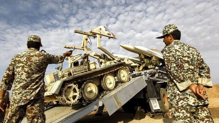 Eron AQSh bazalari va aviatashuvchilariga zarba berishga qodir raketalarga egaligini ma'lum qildi