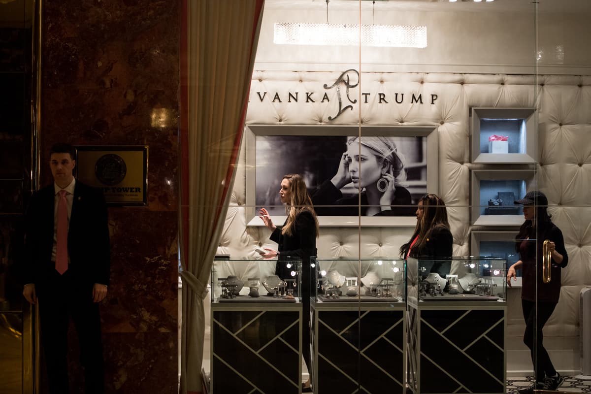 Ivanka Tramp o‘z biznesini yopmoqda