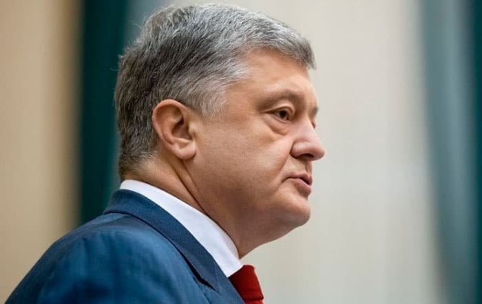 Poroshenko Ukraina prezidenti saylovlarida ishtirok etishini e'lon qildi
