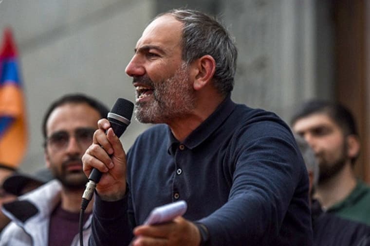 Pashinyan rasmiy ravishda Armaniston bosh vazirligi uchun nomzod bo‘ldi