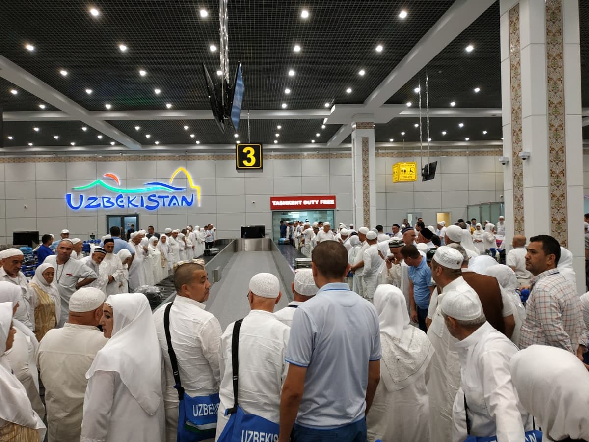First group of pilgrims returned to Uzbekistan