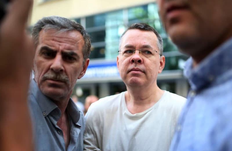 Turkiya sudi amerikalik pastorni ozod qilishdan bosh tortdi
