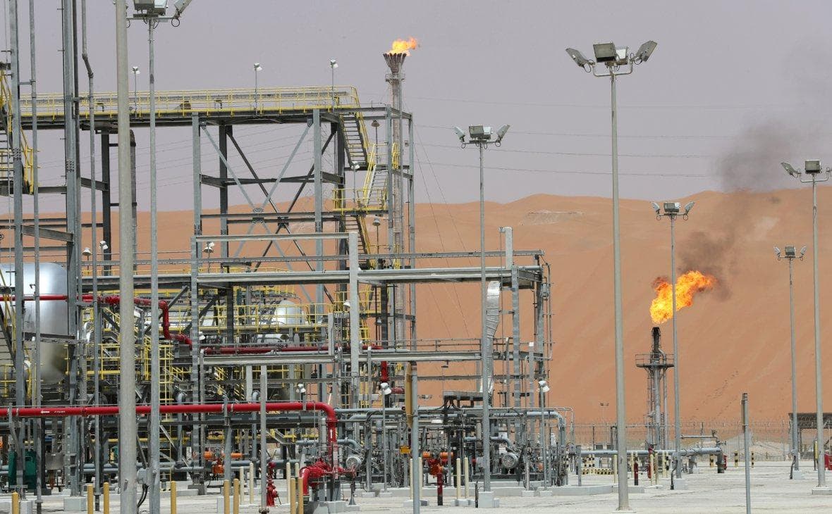 Saudiya Arabistonidagi yirik neft zavodlarida dronlar hujumi natijasida yong‘in sodir bo‘ldi