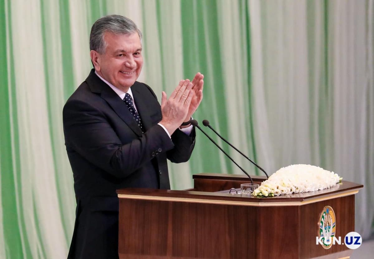 Hokimlarning qishloq xo‘jaligiga mo‘ljallangan yerlarni olib qo‘yish bo‘yicha vakolati deputatlar kengashiga beriladi - Prezident