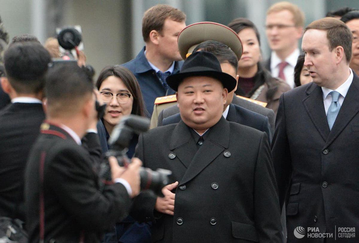 Karam sho‘rva va chuchvara – Kim Chen Inni Rossiyada milliy taomlar bilan mehmon qilishadi