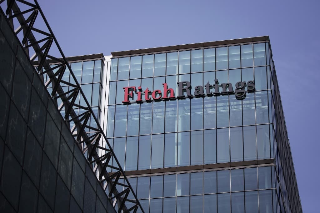 Fitch: «Yuqori dollarlashuv O‘zbekiston iqtisodiyotining muammolaridan biri»