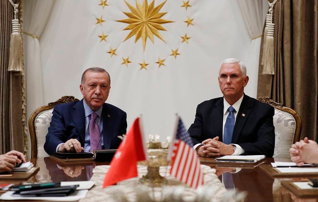 AQSh va Turkiya Suriyadagi harbiy amaliyotni to‘xtatishga kelishib oldi