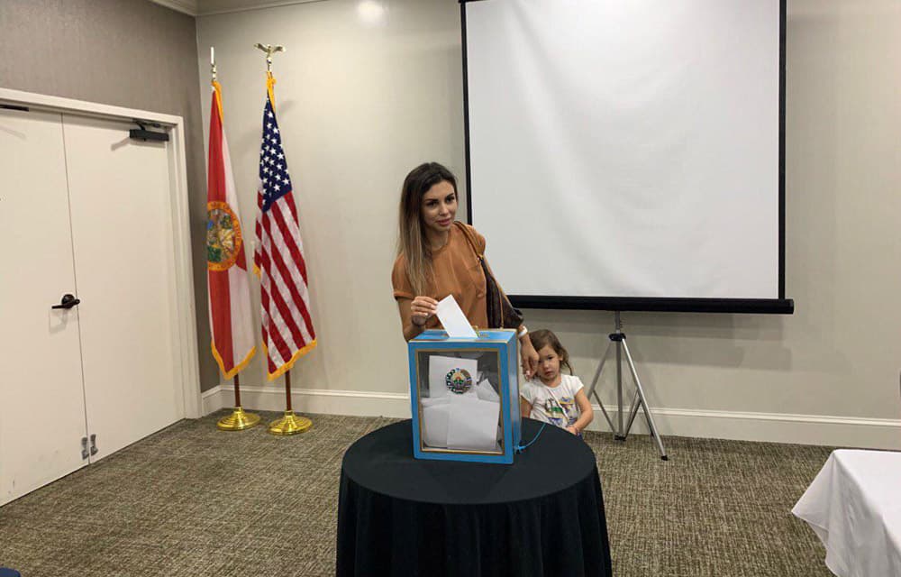 AQShning Florida shtatida o‘zbekistonliklar muddatidan oldin saylovda ovoz berishdi