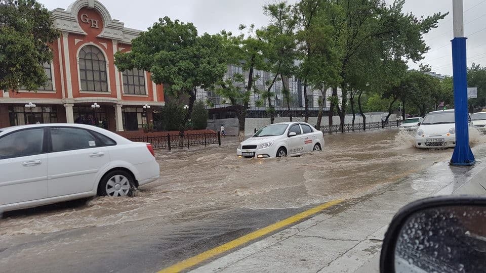 В хокимияте Ташкента рассказали, кто виноват в столичном потопе
