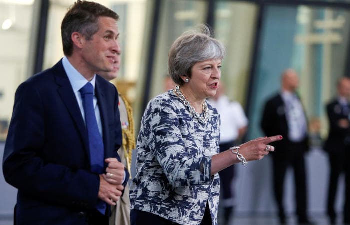 Britaniya mudofaa vaziri bosh vazirning sog‘lig‘i haqidagi so‘zlari uchun bo‘shatildi – OAV