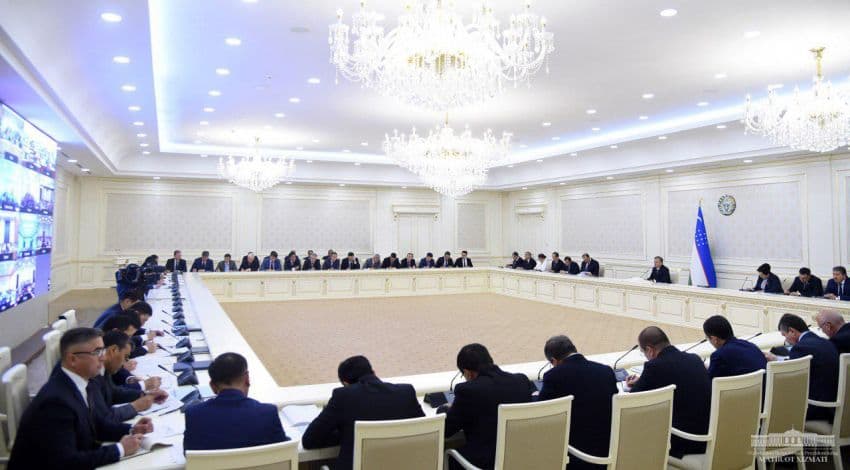 Prezident hokimlarni ogohlantirdi: Zarurat bo‘lmagan holda tadbirkorning mol-mulki buzilmasligi shart