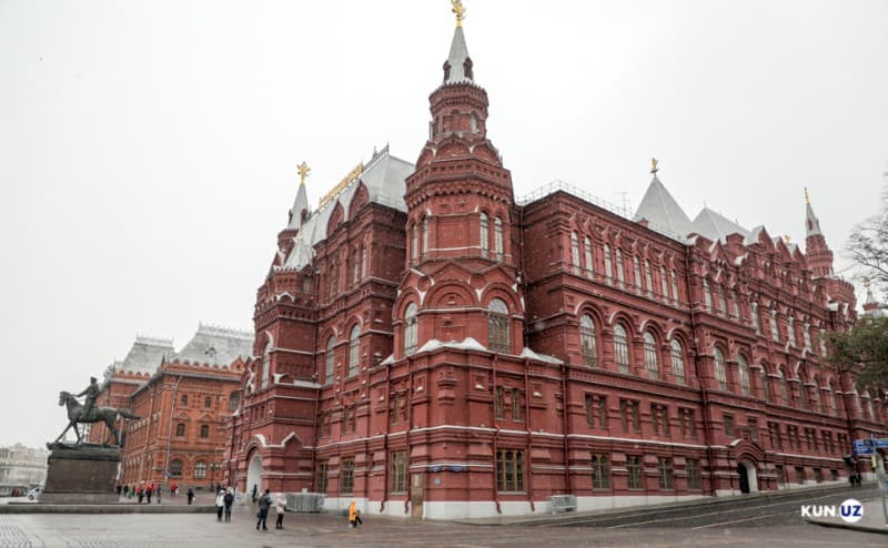 Таинственная стена. Путешествие во дворец президента и «сердце России» - Кремль