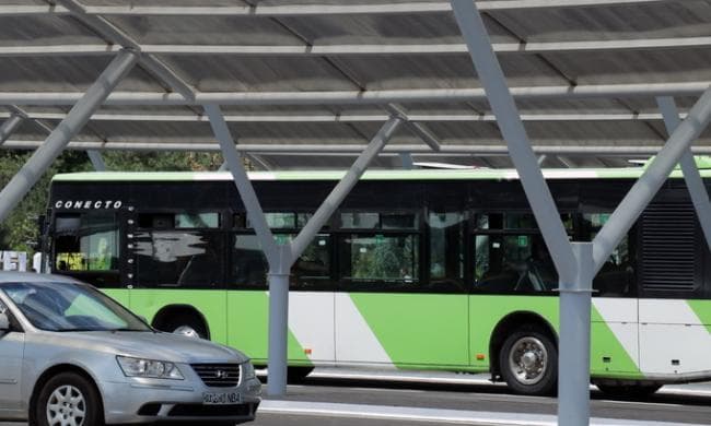 «Toshshahartransxizmat»: Avtobus bekati – avtomobillar uchun to‘xtash joyi emas