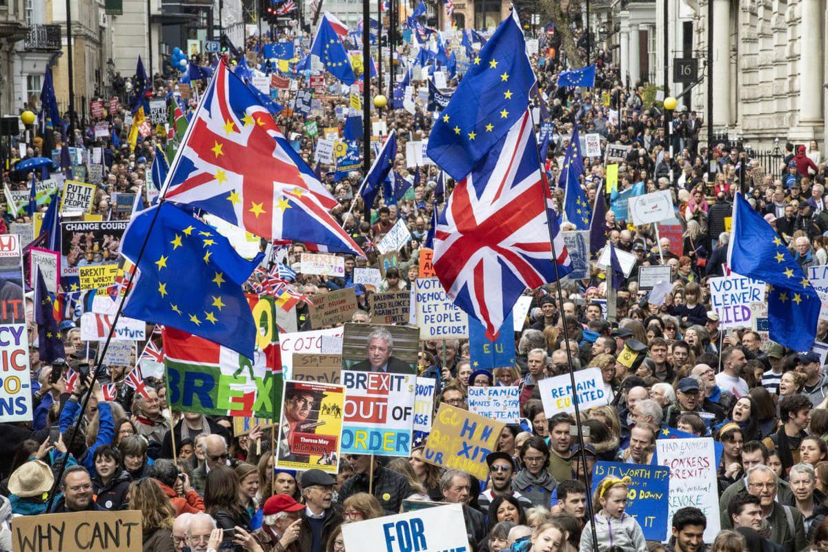«No brexit» – Londonda millionlab kishilar namoyishga chiqdi