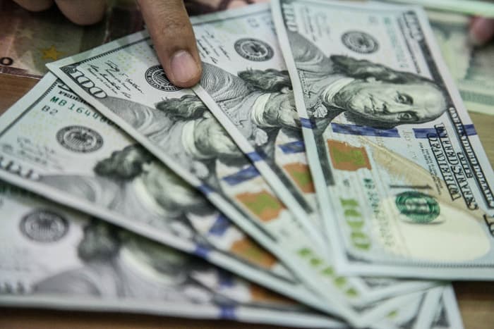 Dollar valuta birjasida 9400 so‘mlik nuqtadan o‘tdi