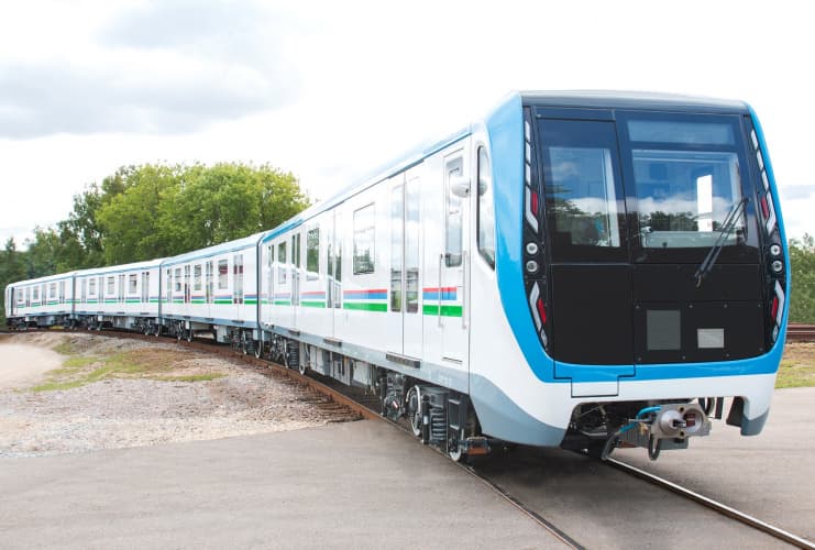 Rossiya kompaniyasi Toshkent metrosi uchun 5 ta poyezd jo‘natdi