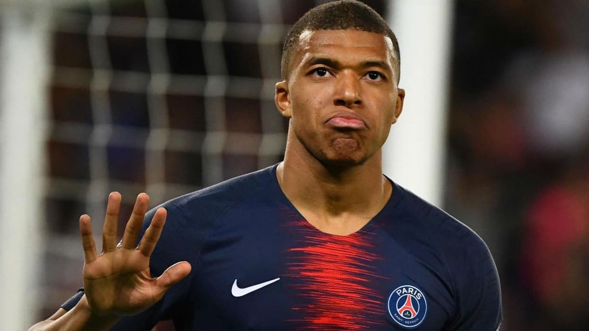 Mbappe bu yil «PSJ»dan ketmasligini tasdiqladi