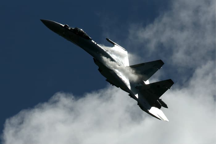 Turkiya AQSh bilan bahs ortida Rossiyaning Su-35 qiruvchi samolyotiga qiziqmoqda