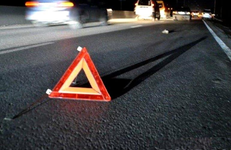 Beruniyda YTH yuz berdi: piyoda halok bo‘ldi, haydovchi voqea joyidan yashiringan