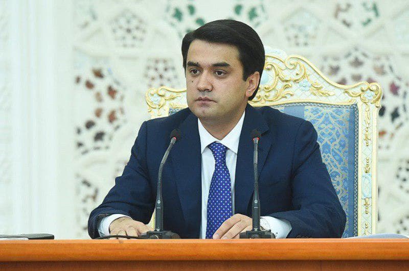 Рустам Эмомали пригласил хокима Ташкента на празднование Навруза в Душанбе
