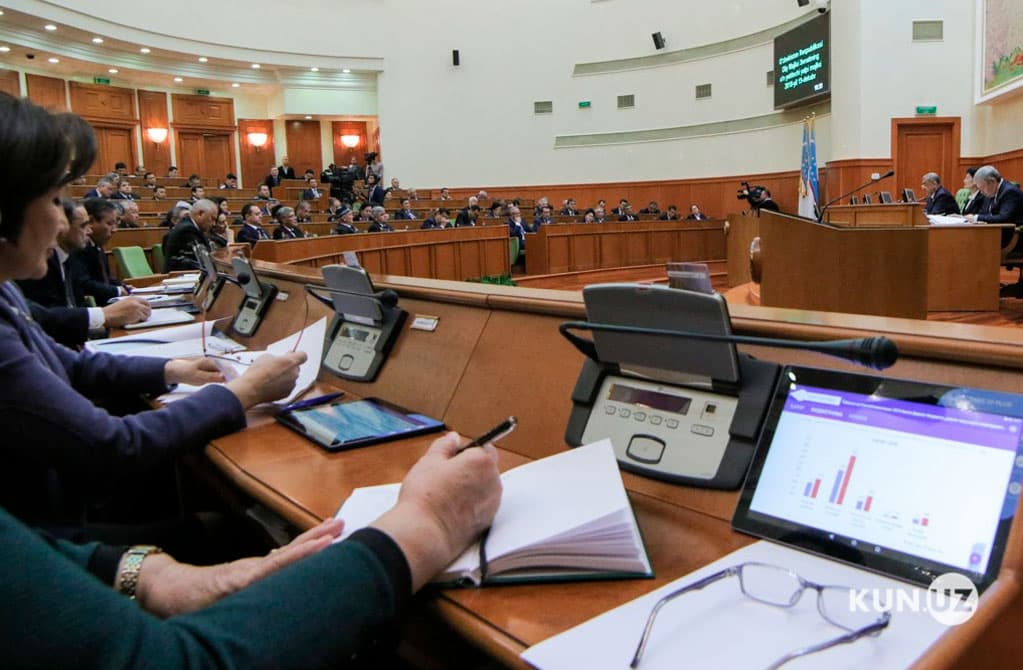 Senat: xalq ta'limi sohasida sharoitlar yaxshilansa ham, kutilgan natija yo‘q