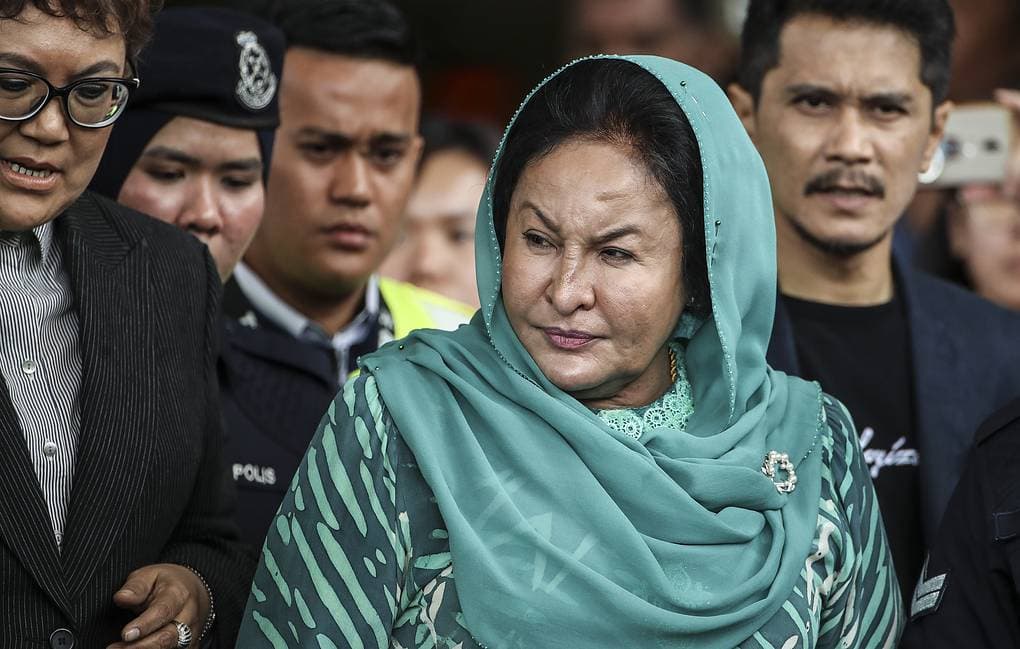 Malayziya sobiq bosh vazirining rafiqasi 23 mln dollarga taqinchoq sotib olgani ma'lum bo‘ldi