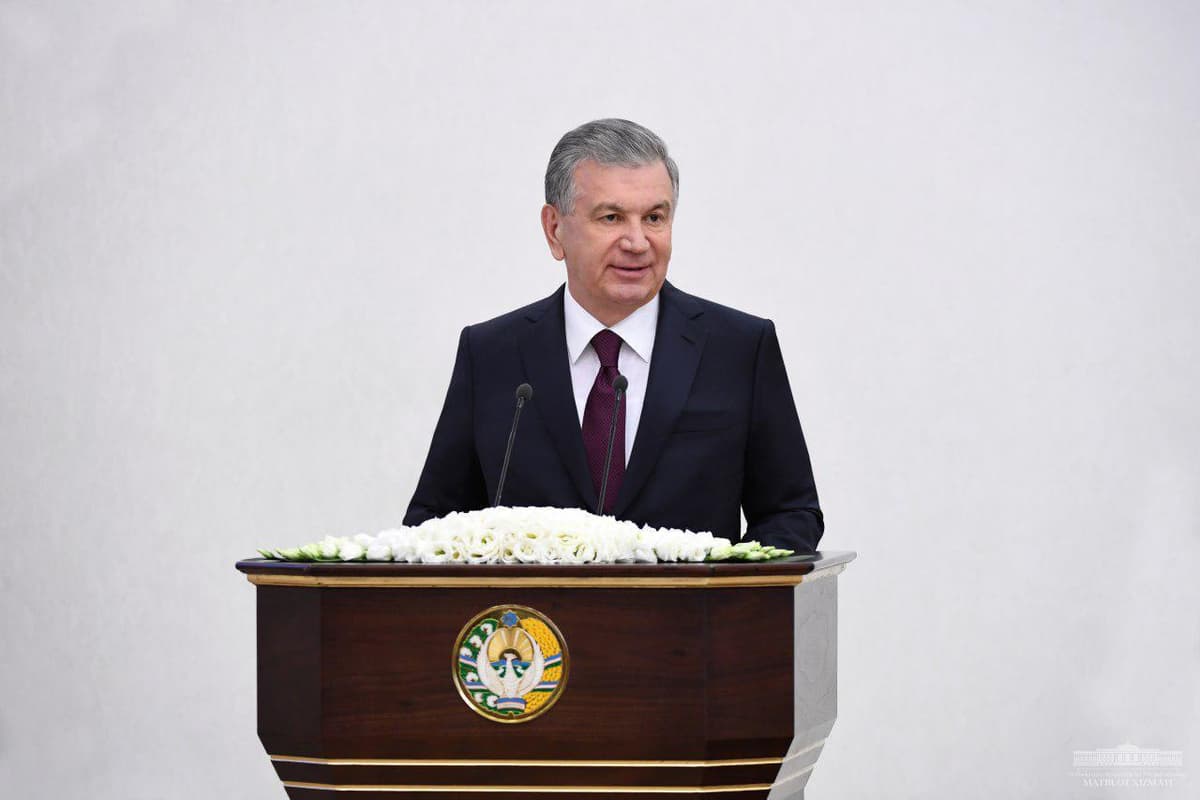 Shavkat Mirziyoyev: «O‘zim ko‘p yillar o‘qituvchi bo‘lib ishlaganim uchun bu sohaning qanchalik qiyin va mashaqqatli ekanini yaxshi bilaman»