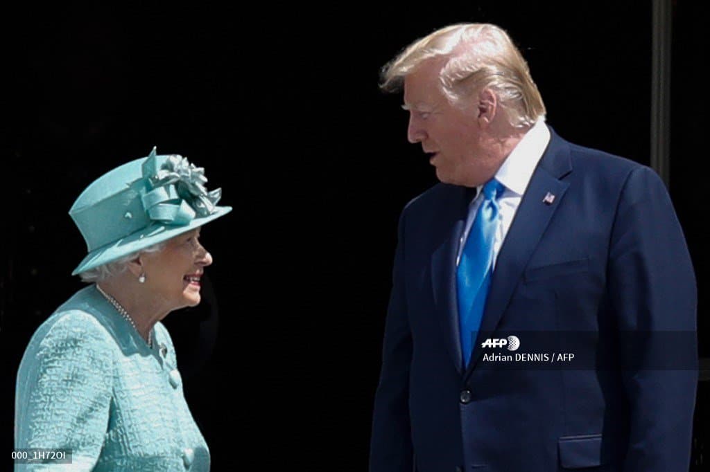 Трамп Лондонга учиб келди ва қиролича билан учрашди. Аммо унинг ташрифидан ҳамма ҳам хурсанд эмас