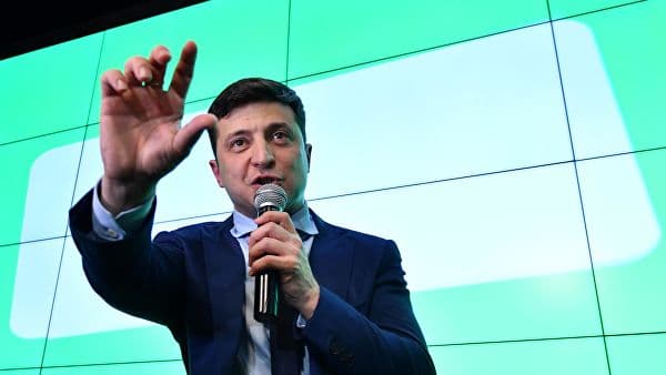 Zelenskiy Poroshenkoni telekanallar bo‘ylab yurmasdan ish bilan shug‘ullanishga chaqirdi