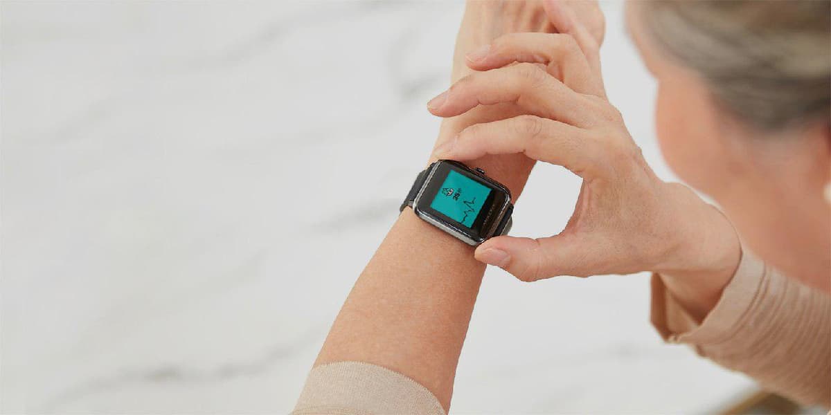 Xiaomi yangi aqlli soatini taqdim etdi - u EKG qila oladi