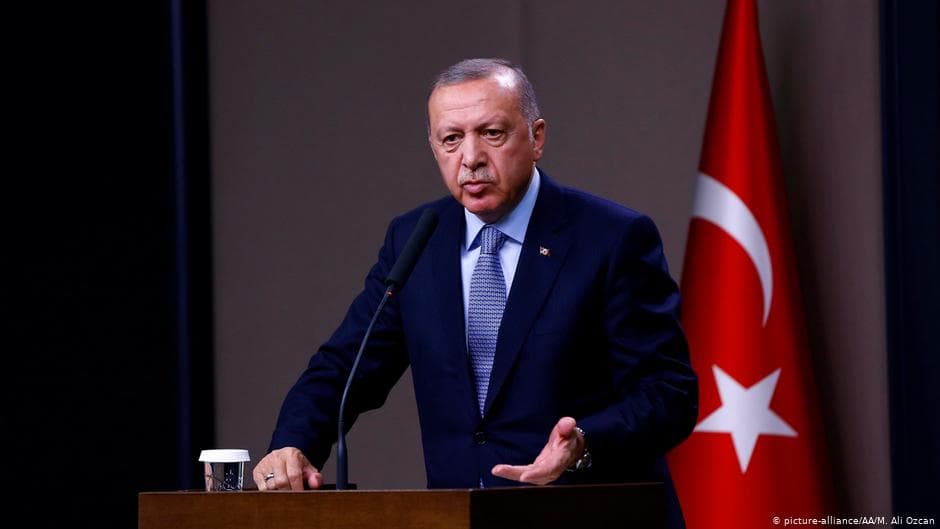 Erdo‘g‘an AQShdan suriyalik kurdlar qo‘mondonining topshirilishini talab qildi