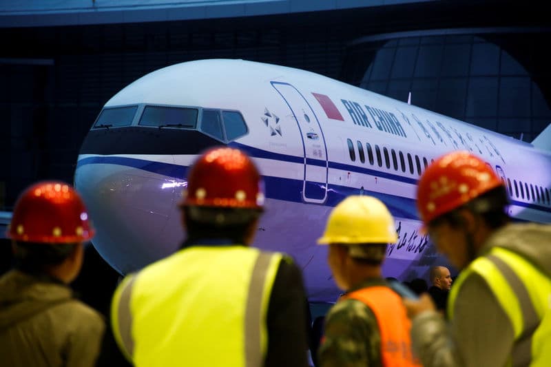 Xitoy Boeing 737 MAX’ni vaqtincha taqiqlashga qaror qildi
