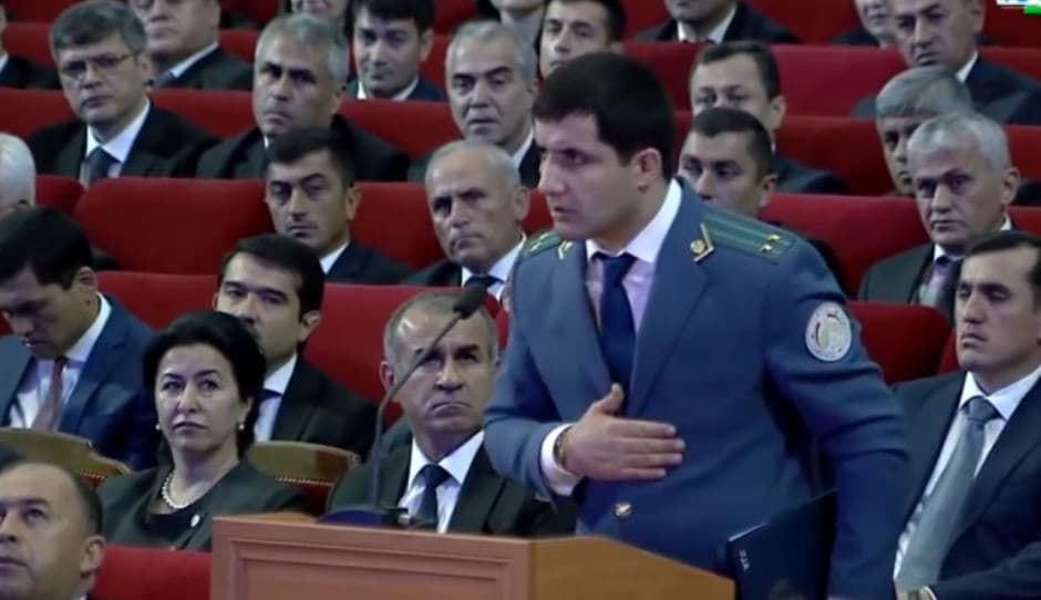 Imomali Rahmonning g‘azabiga uchragan bojxonachi yangi lavozimga ishga o‘tdi