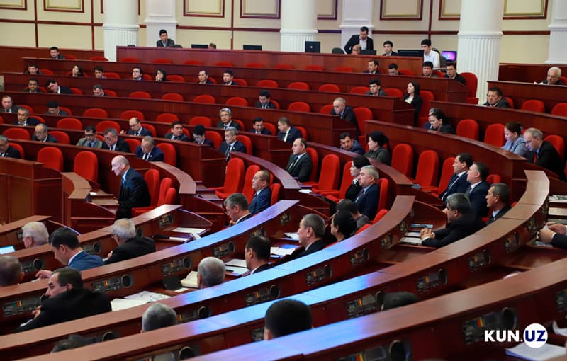 Deputatlar yangi tahrirdagi Soliq kodeksini birinchi o‘qishda qabul qildilar