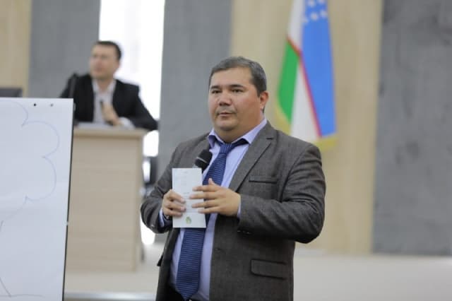 Beruniy Alimov: «Hech qaysi tashkilotning axborot xizmati faoliyatidan qoniqmayman»
