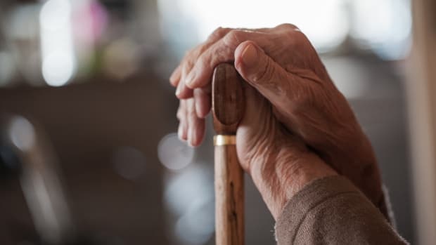 Omad keltirmagan "omadli" raqamlar yoki 80 yoshli onaxon nega uyidan ajrab qoldi?