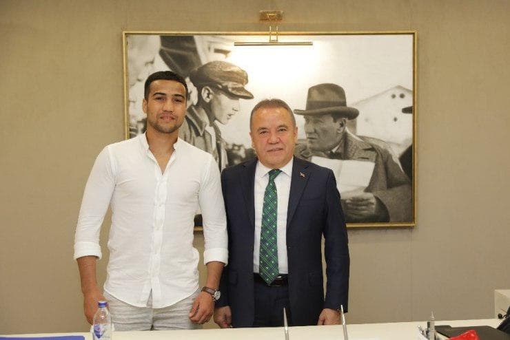Shahram G‘iyosov Antaliyada ochiq mashg‘ulot o‘tkazib, shahar hokimi bilan uchrashdi